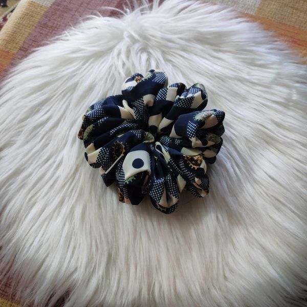 Handmade Printed Multicolor Silk Scrunchie - Image 3