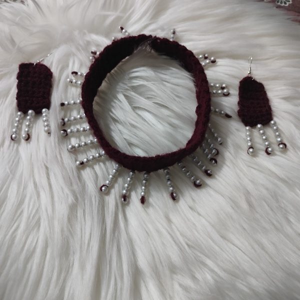 Handmade Woolen Choker Earrings Set - Maroon - Image 3